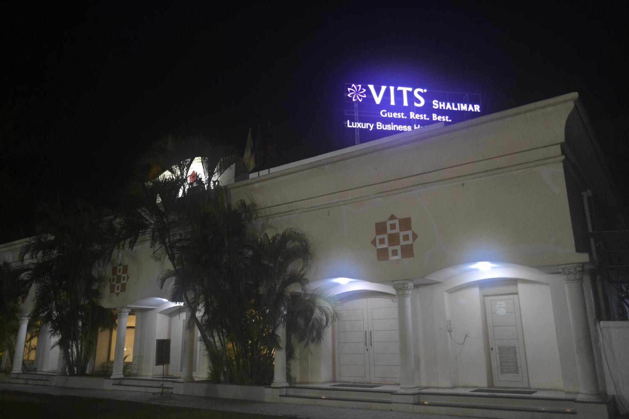 วิทส์ ชาลิมาร์ โฮเต็ล Hotel Ankleshwar ภายนอก รูปภาพ