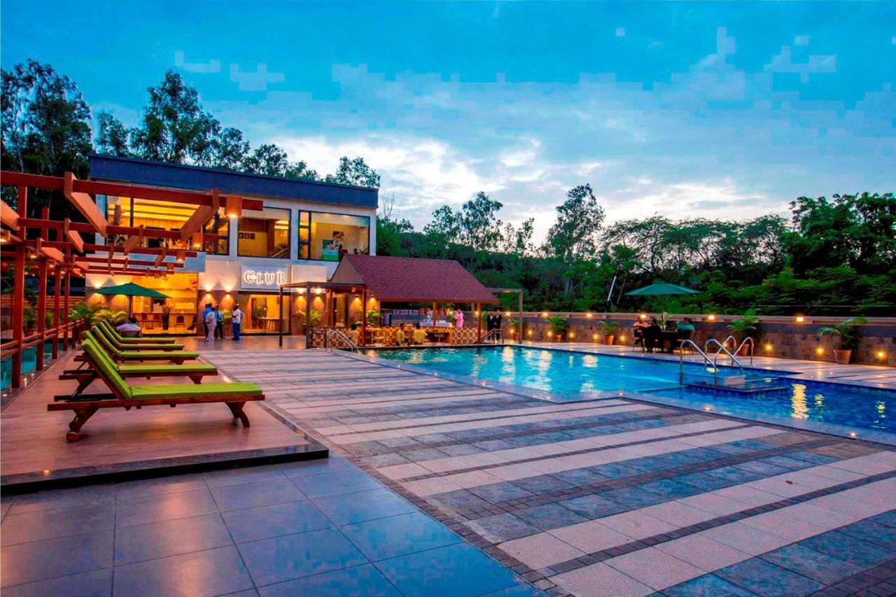 วิทส์ ชาลิมาร์ โฮเต็ล Hotel Ankleshwar ภายนอก รูปภาพ