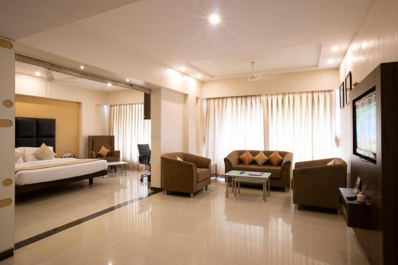 วิทส์ ชาลิมาร์ โฮเต็ล Hotel Ankleshwar ภายนอก รูปภาพ